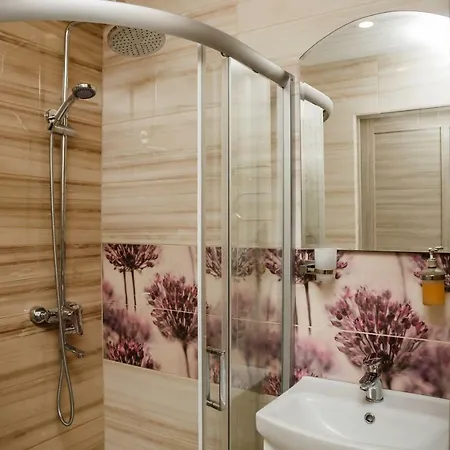 Global Luxury Advisors Narva